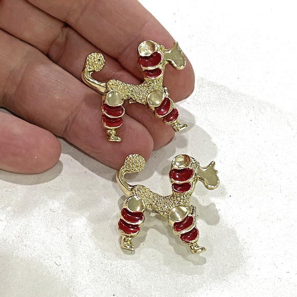 Mid Century Poodle Scatter Pins Pair Goldtone & Red Enamel Doggie Puppy Brooches - Picture 9 of 9